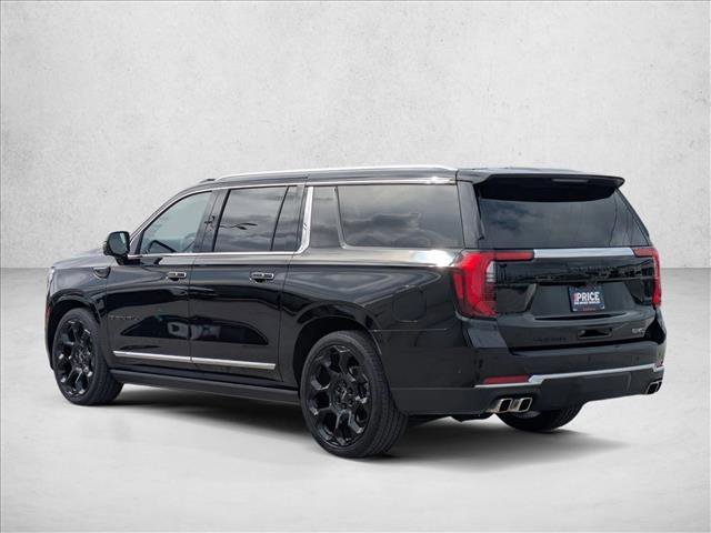 Used 2025 GMC Yukon XL Denali w/ Denali Reserve Package image 7