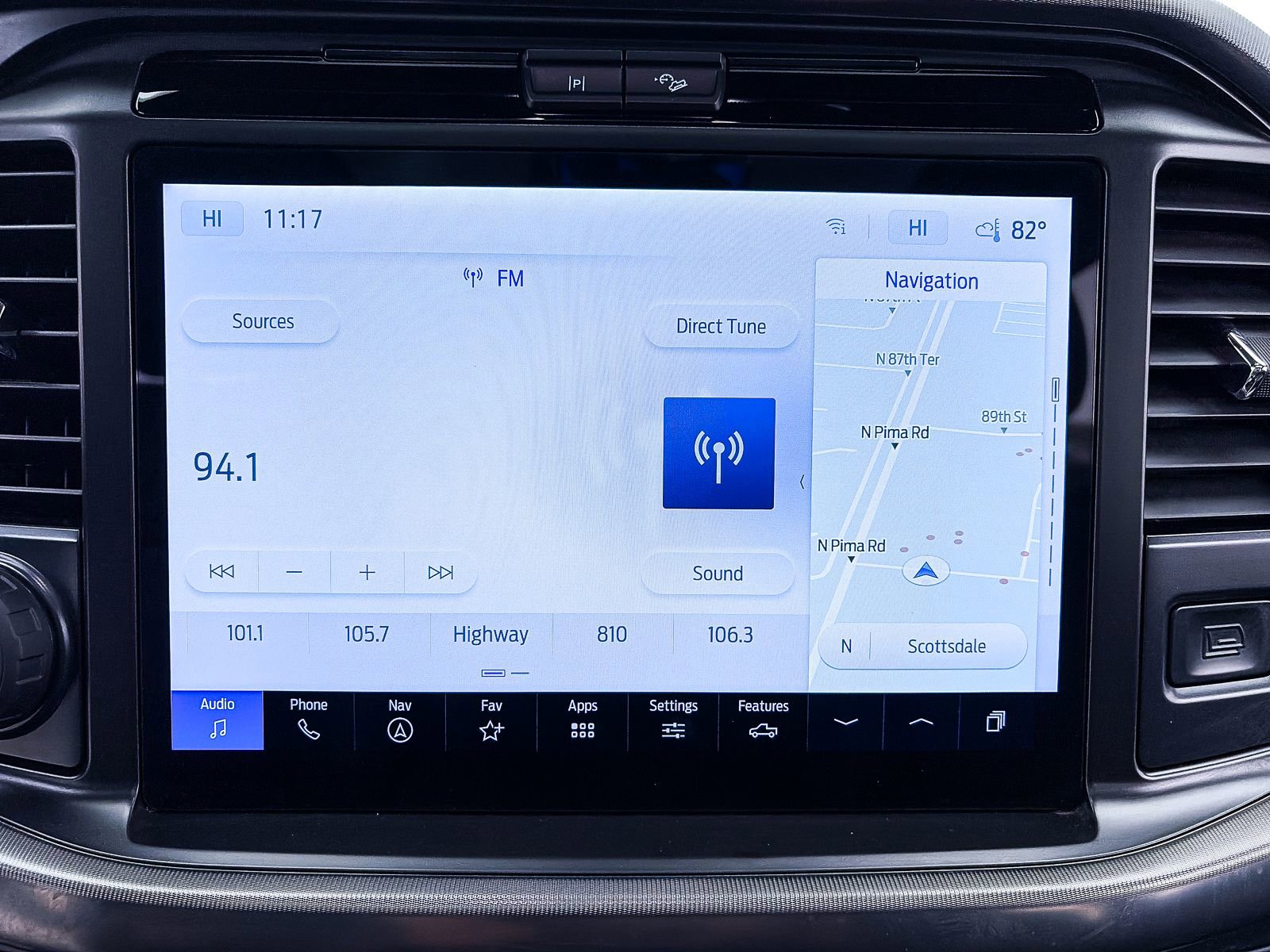 Used 2025 Ford F150 Platinum w/ FX4 Off-Road Package image 32