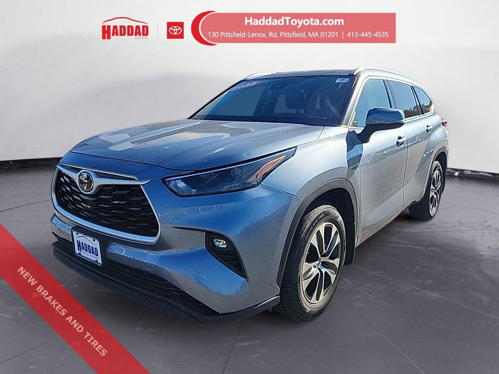 Used 2022 Toyota Highlander XLE image 1