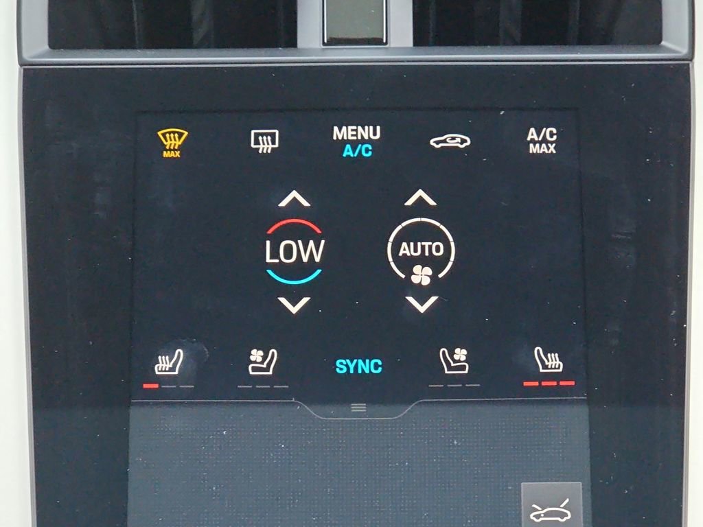 Certified 2025 Porsche Taycan Turbo image 13