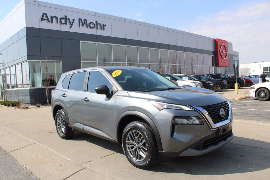 Used 2023 Nissan Rogue S image 1