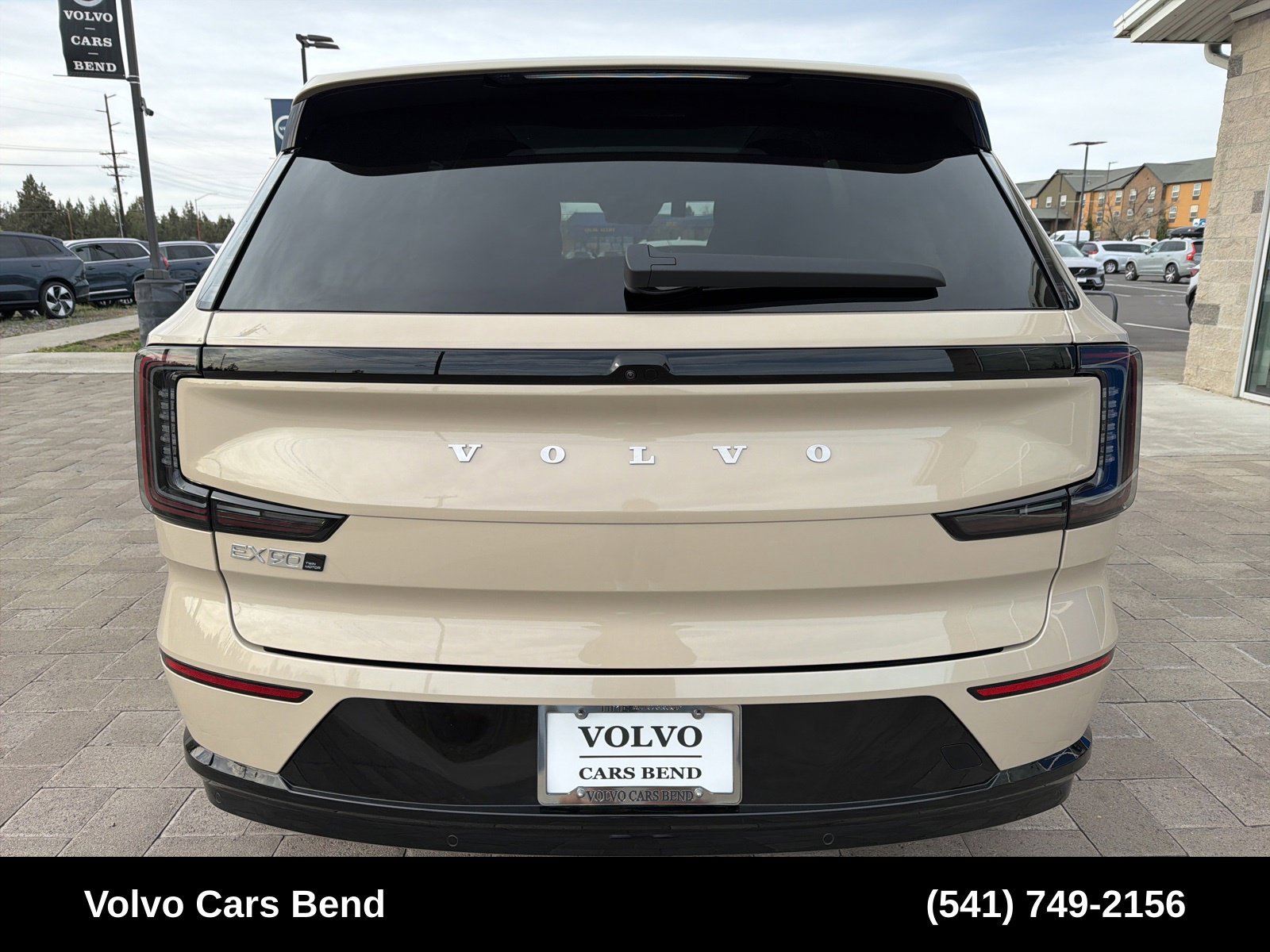 New 2025 Volvo EX90 Plus w/ Protection Package Premier AWD/4WD image 6