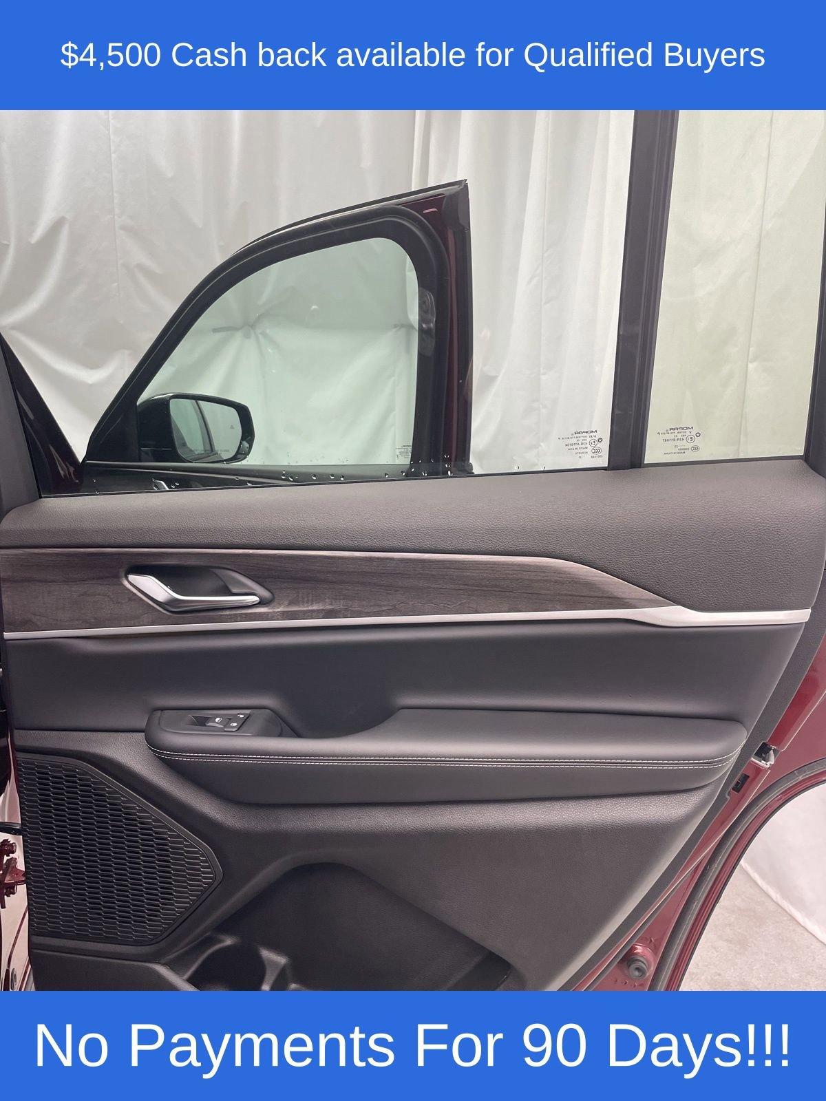 New 2025 Jeep Grand Cherokee L Limited w/ Black Appearance Package image 28