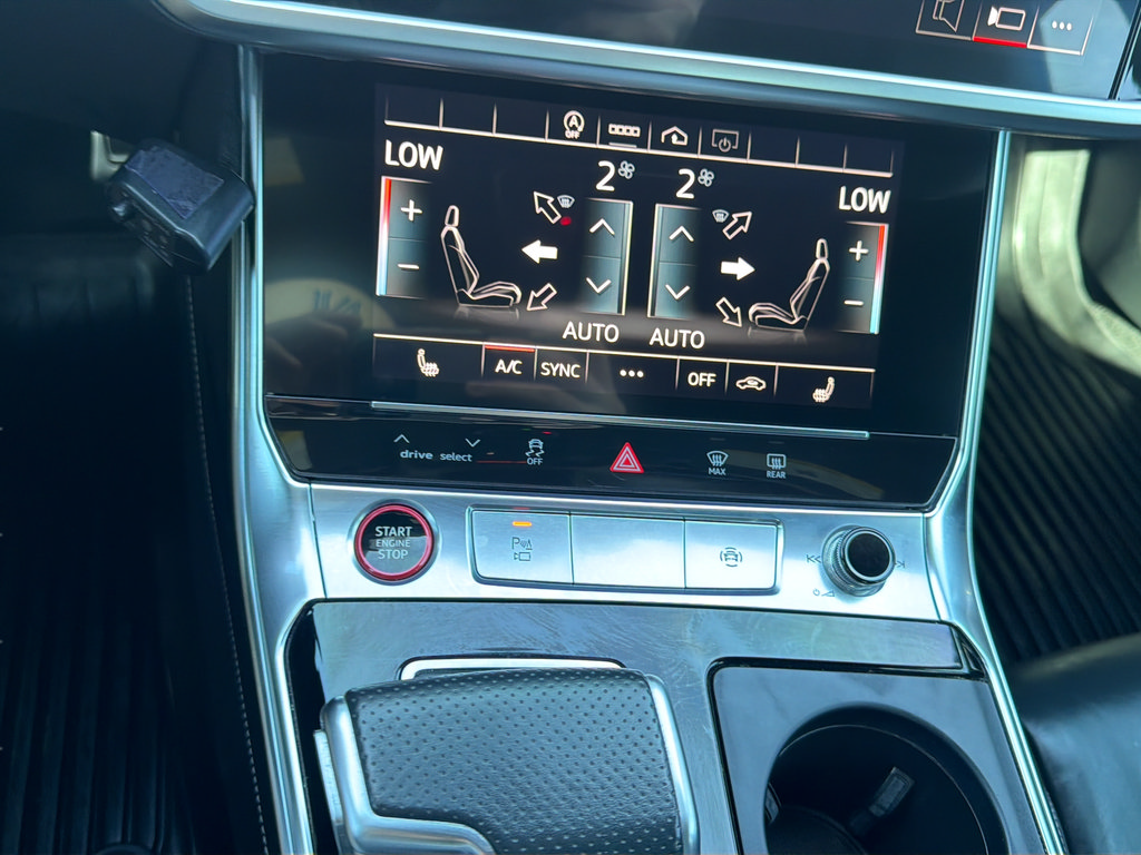 Used 2022 Audi S6 Premium Plus w/ S Sport Package AWD/4WD image 27