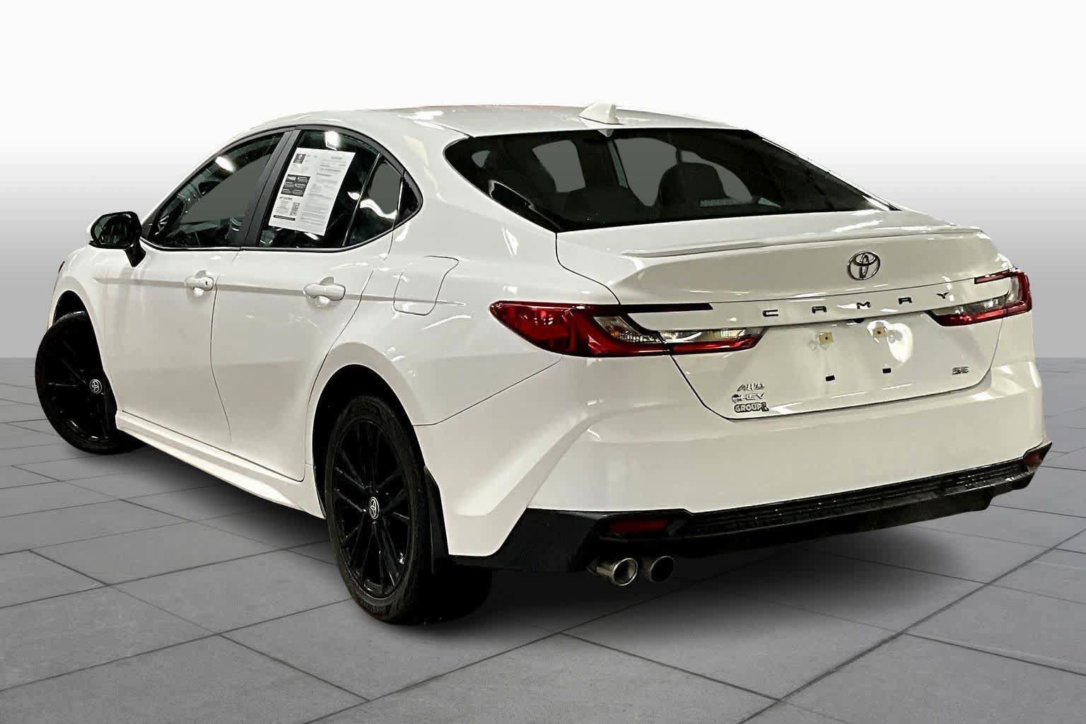 Certified 2025 Toyota Camry SE image 12