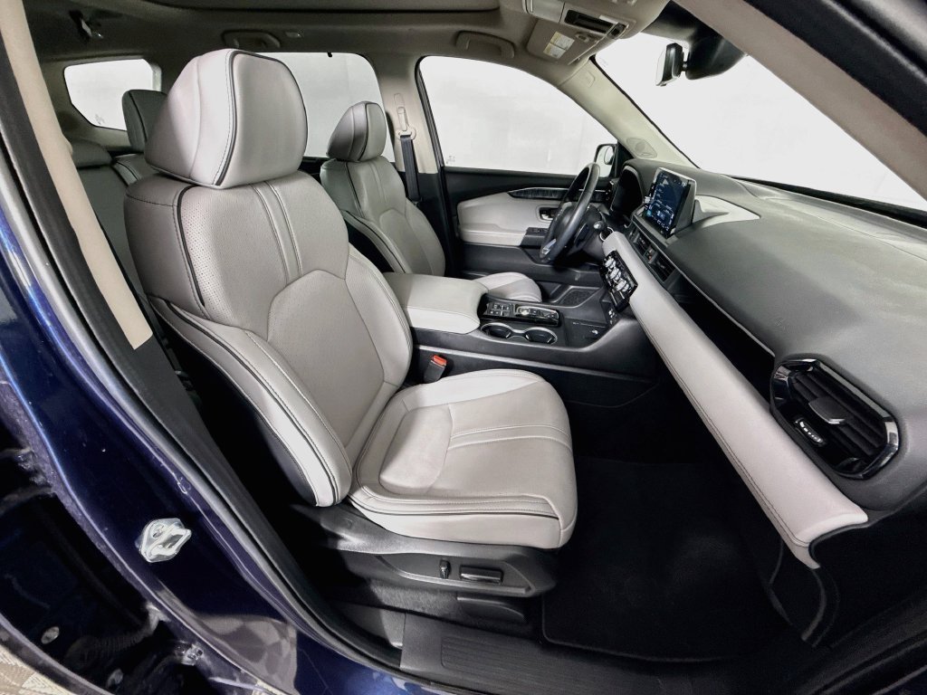 Used 2023 Honda Pilot Elite image 30