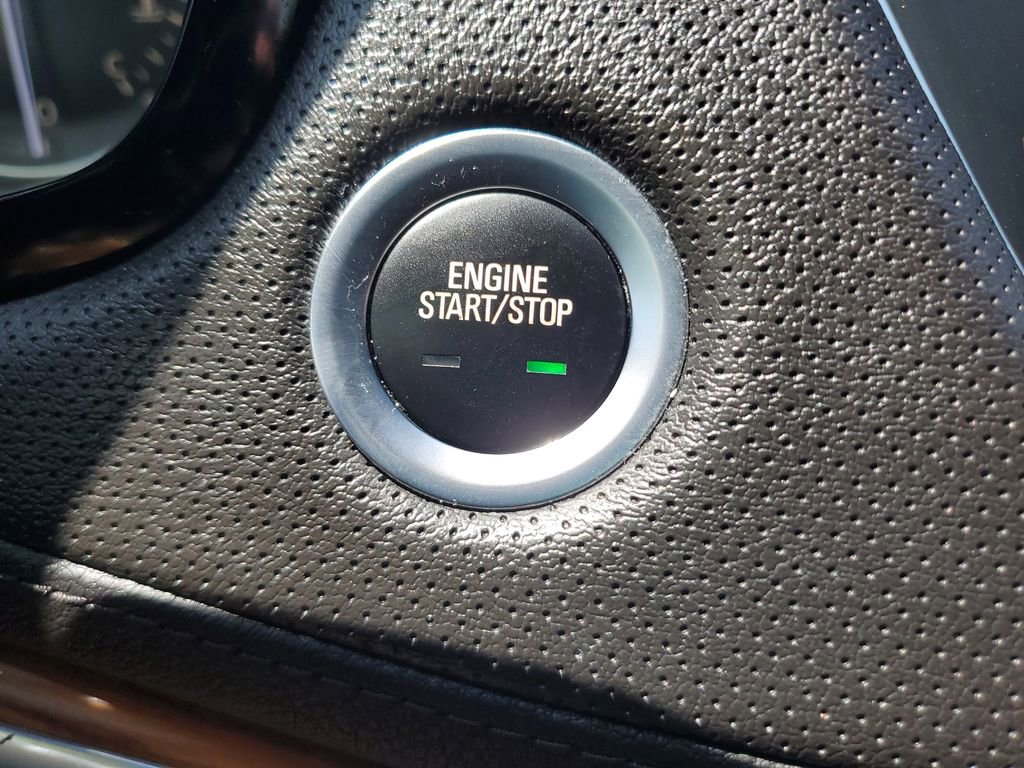 Used 2020 Cadillac XT5 Premium Luxury image 27