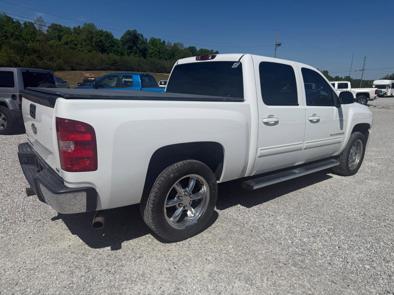 Used 2009 Chevrolet Silverado 1500 LTZ AWD/4WD image 3