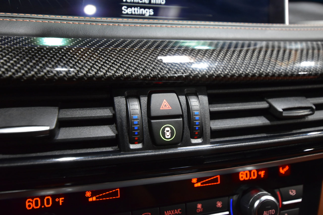 Used 2016 BMW X5 M image 40