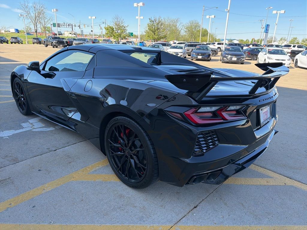 Used 2023 Chevrolet Corvette Stingray Preferred Conv w/ Battery Protection Package RWD image 9