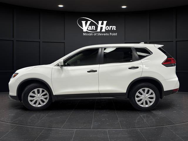 Used 2017 Nissan Rogue S image 3