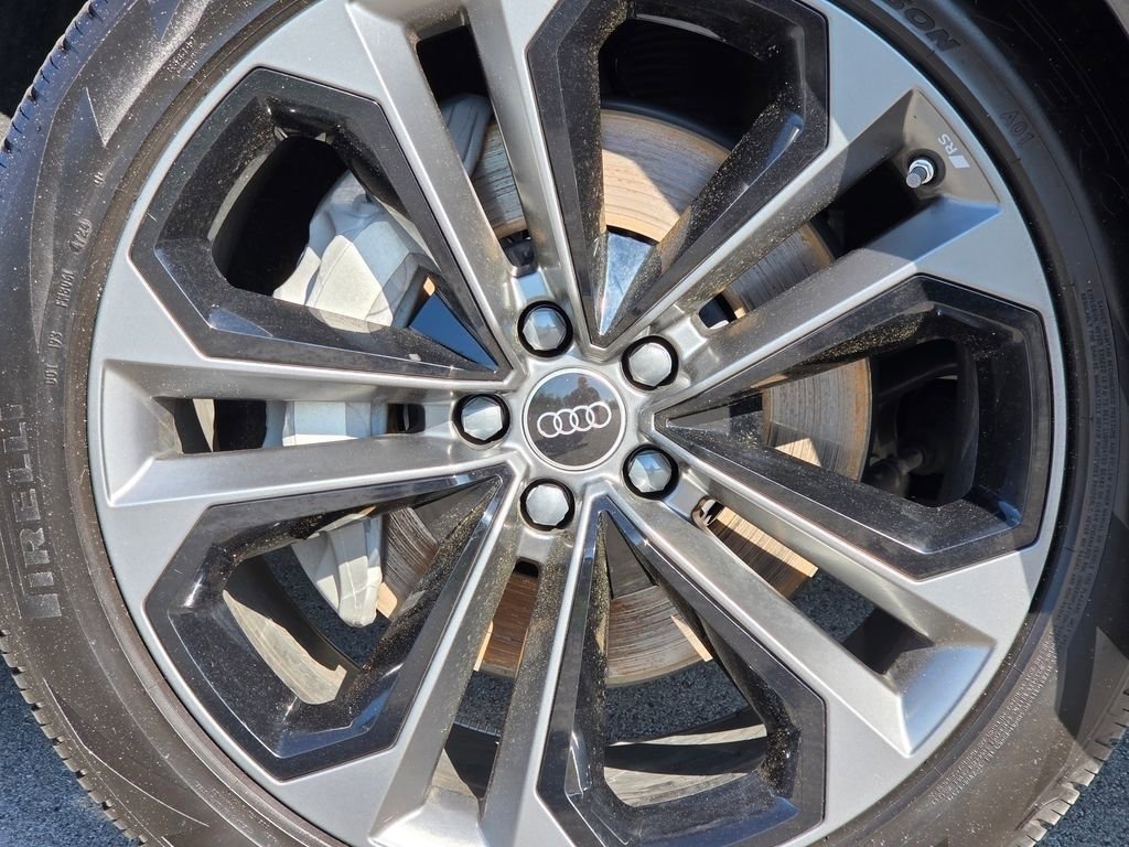 Used 2025 Audi Q7 3.0T Prestige image 19