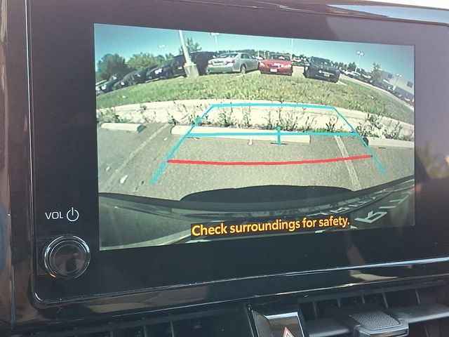 Certified 2023 Toyota Corolla Cross LE w/ Moonroof Package AWD/4WD image 14
