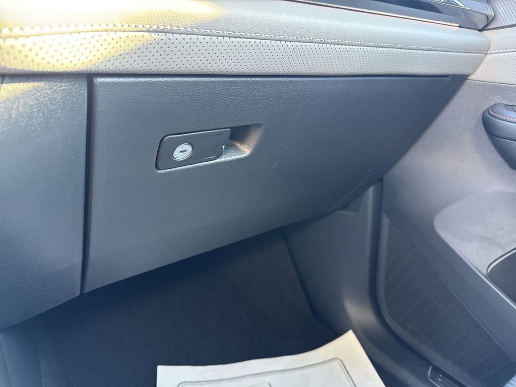 Used 2025 Volkswagen Atlas Peak Edition SE image 43