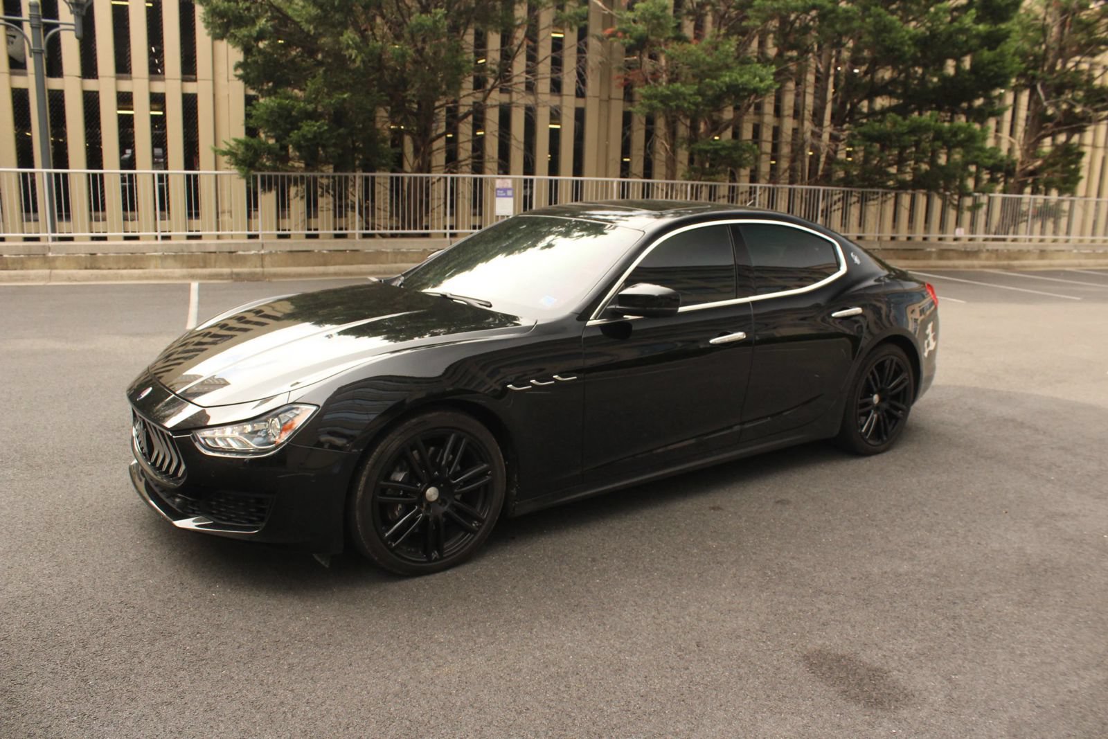Used 2019 Maserati Ghibli S Q4 AWD/4WD image 12