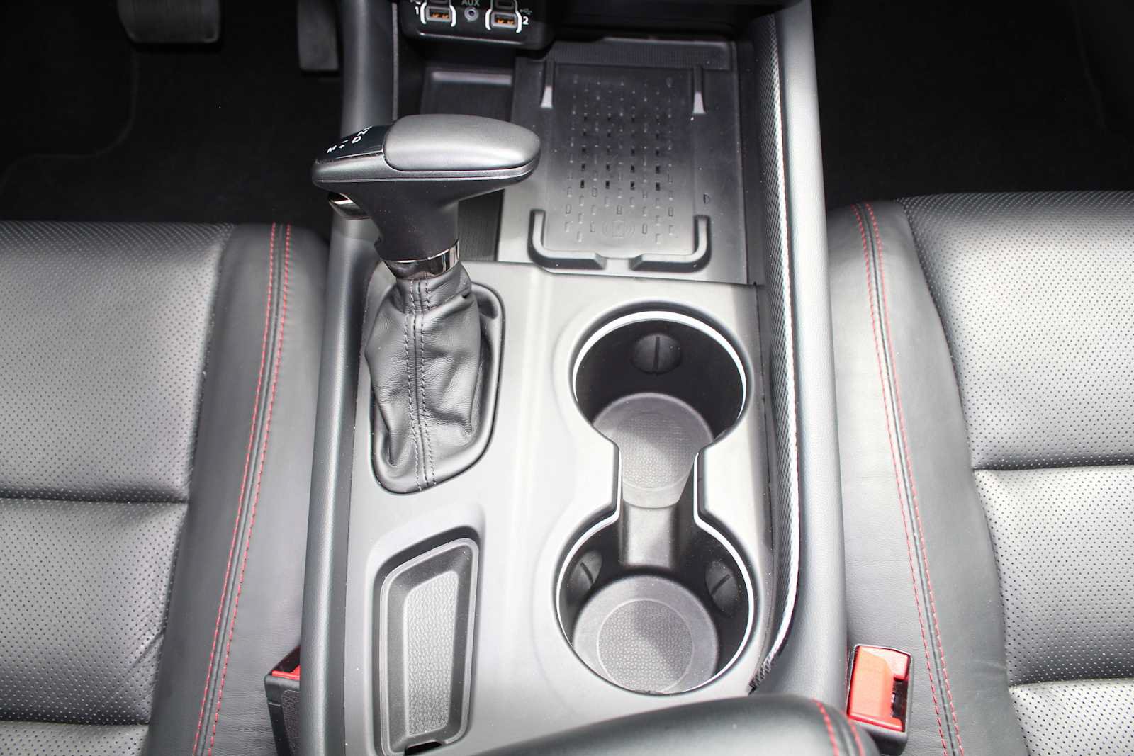 Used 2025 Dodge Durango GT AWD/4WD image 33