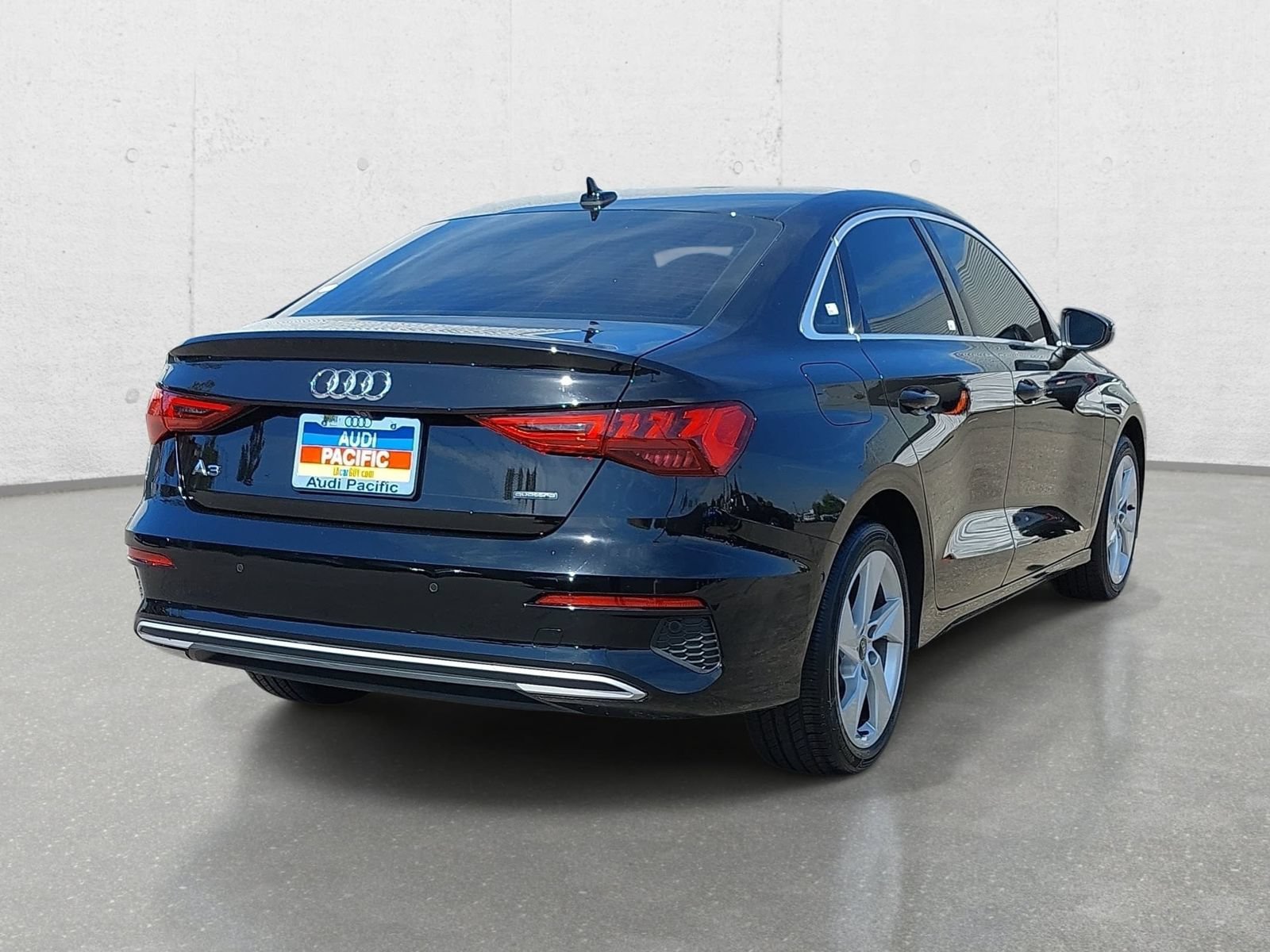 Used 2023 Audi A3 2.0T Premium w/ Convenience Package AWD/4WD image 5
