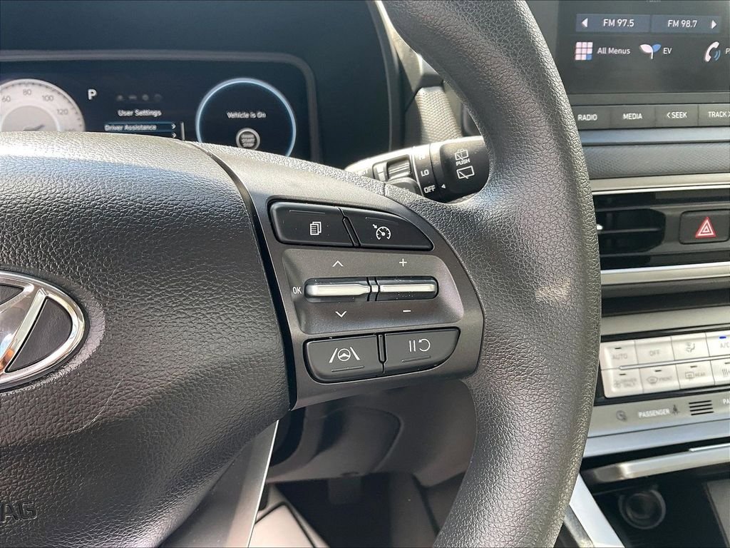 Used 2023 Hyundai Kona SE w/ Cargo Package FWD image 23