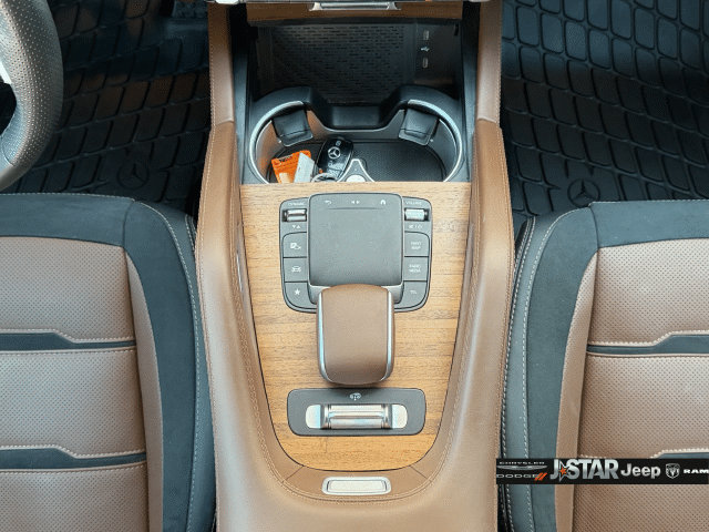 Used 2024 Mercedes-Benz GLS 63 AMG 4MATIC image 17