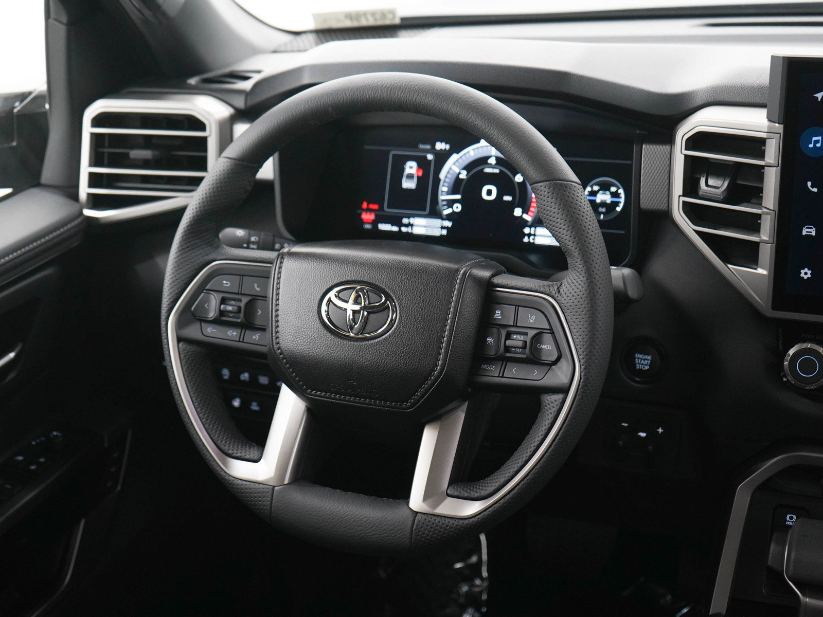 Used 2026 Toyota Tundra Limited AWD/4WD image 16
