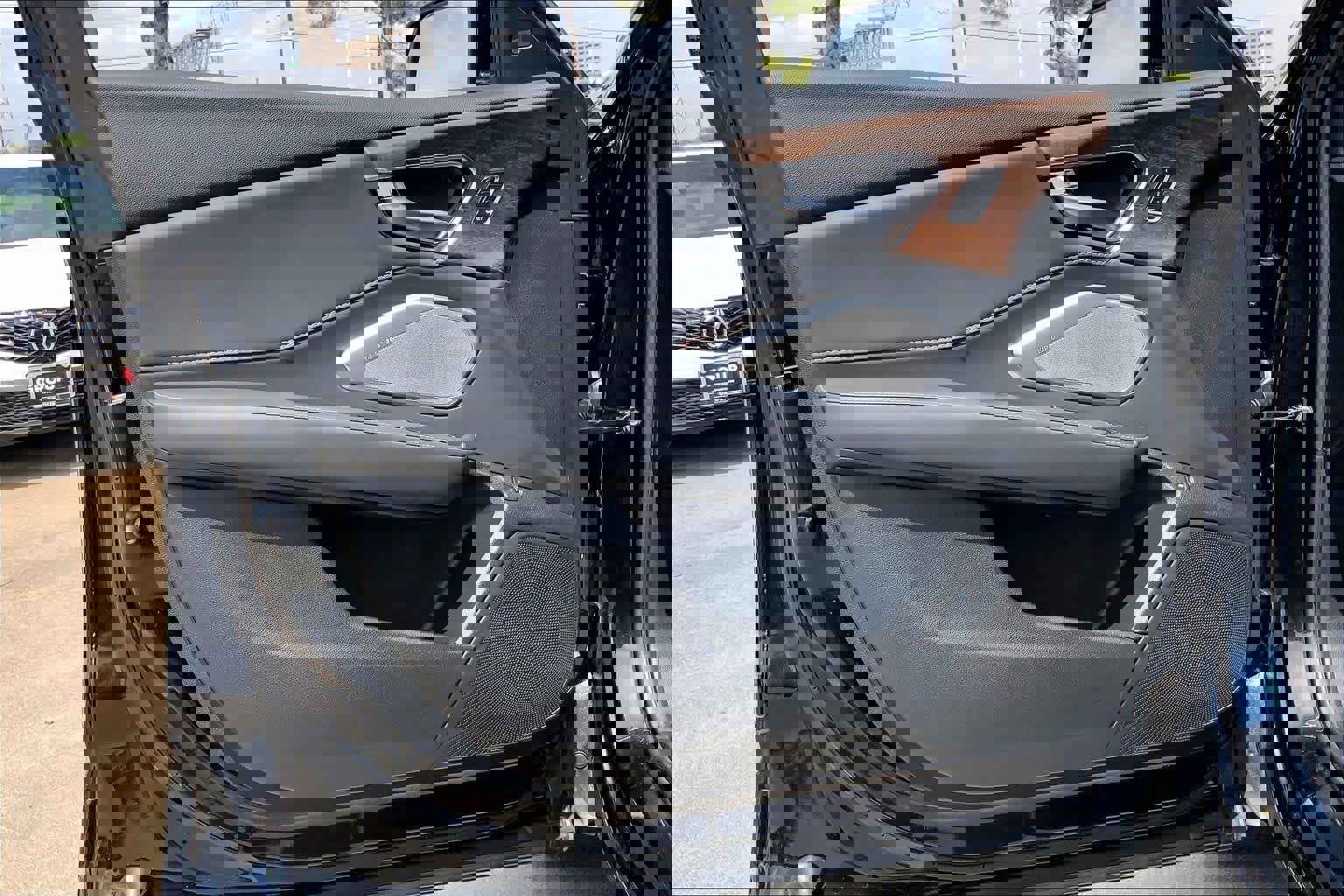 Used 2023 Acura RDX AWD w/ Advance Package image 21