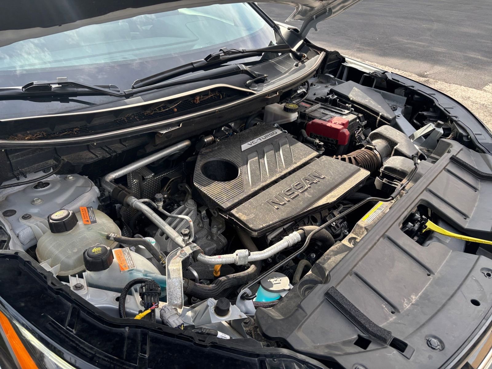 Used 2025 Nissan Rogue SV FWD image 27