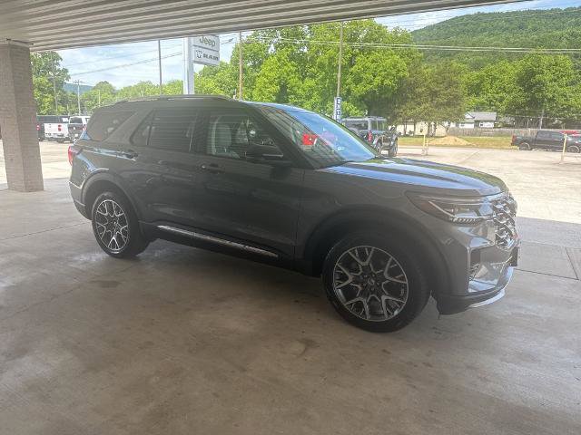 Certified 2025 Ford Explorer Platinum w/ Ultimate Package AWD/4WD image 3