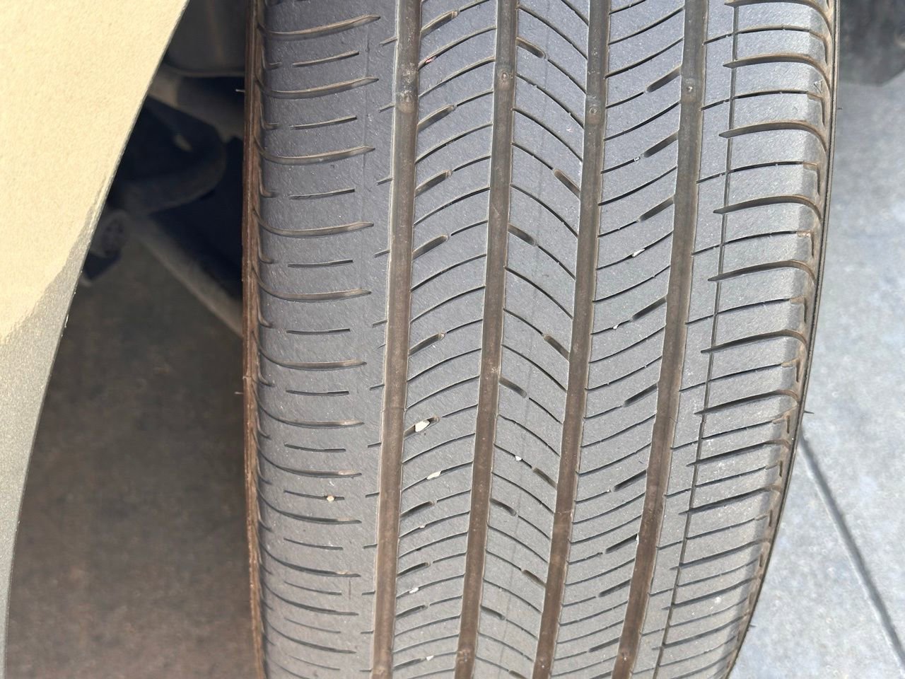 Used 2025 Hyundai Elantra Blue image 8