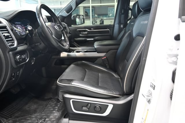 Used 2022 RAM 1500 Laramie w/ Sport Appearance Package AWD/4WD image 10