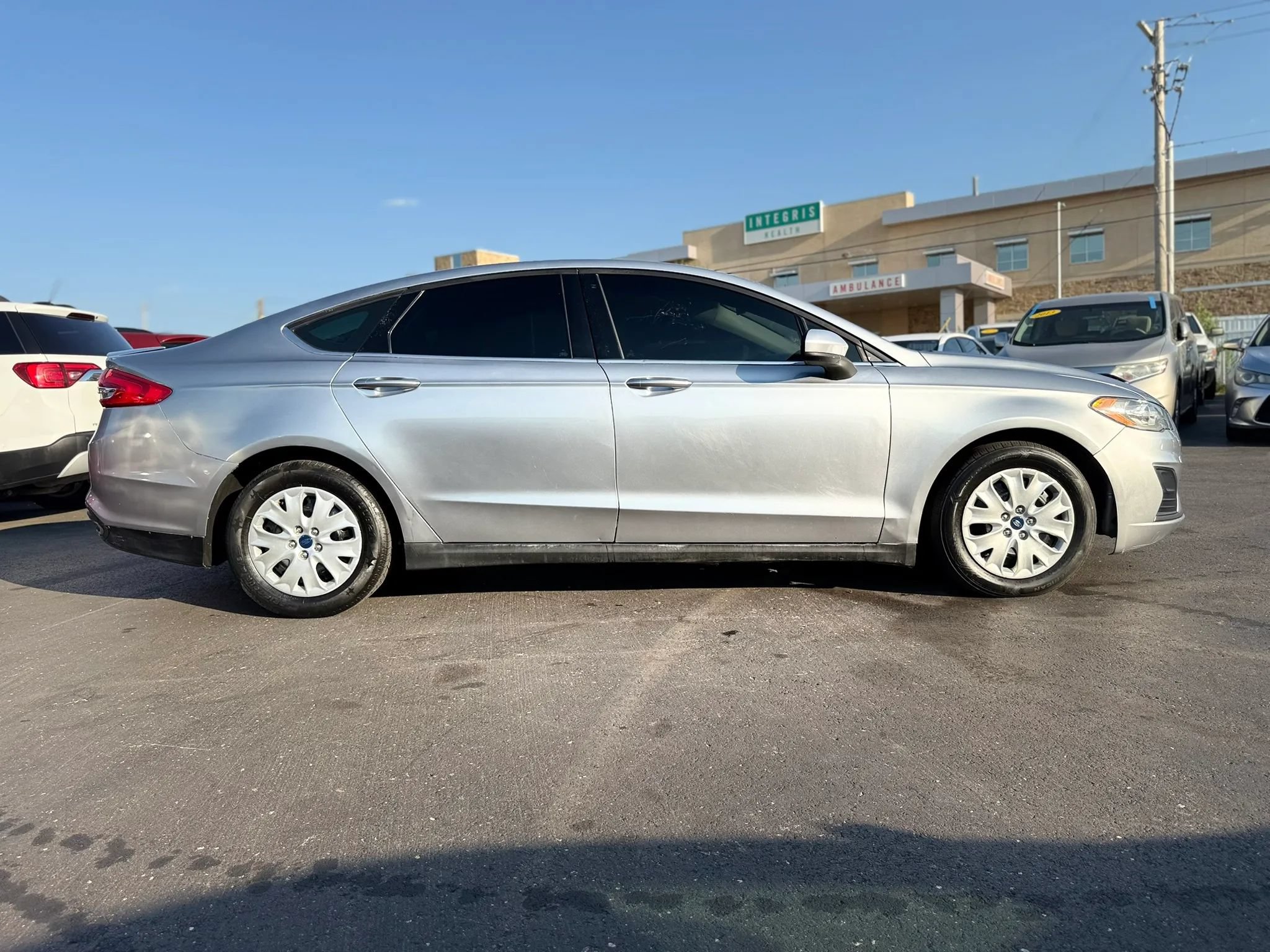 Used 2020 Ford Fusion S FWD image 2