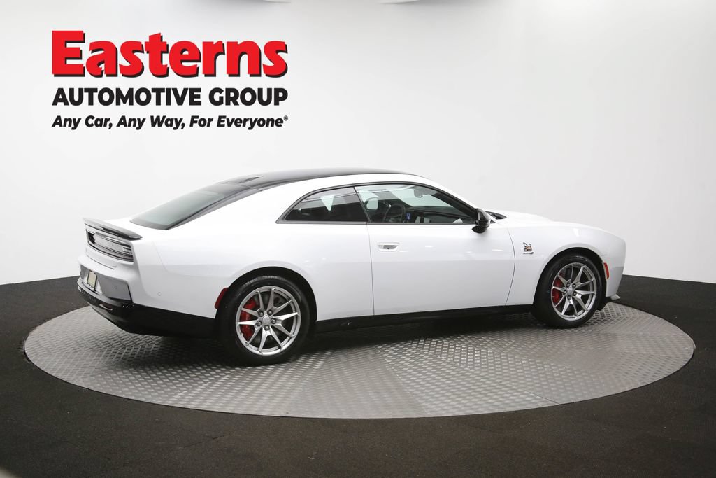 Used 2024 Dodge Charger Daytona Scat Pack w/ Plus Group AWD/4WD image 44