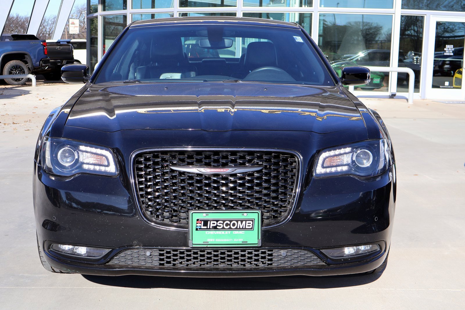 Used 2023 Chrysler 300 S image 3