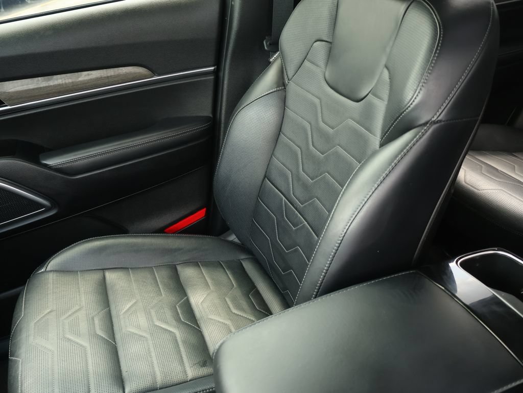 Certified 2022 Kia Telluride SX w/ SX Prestige Package AWD/4WD image 26