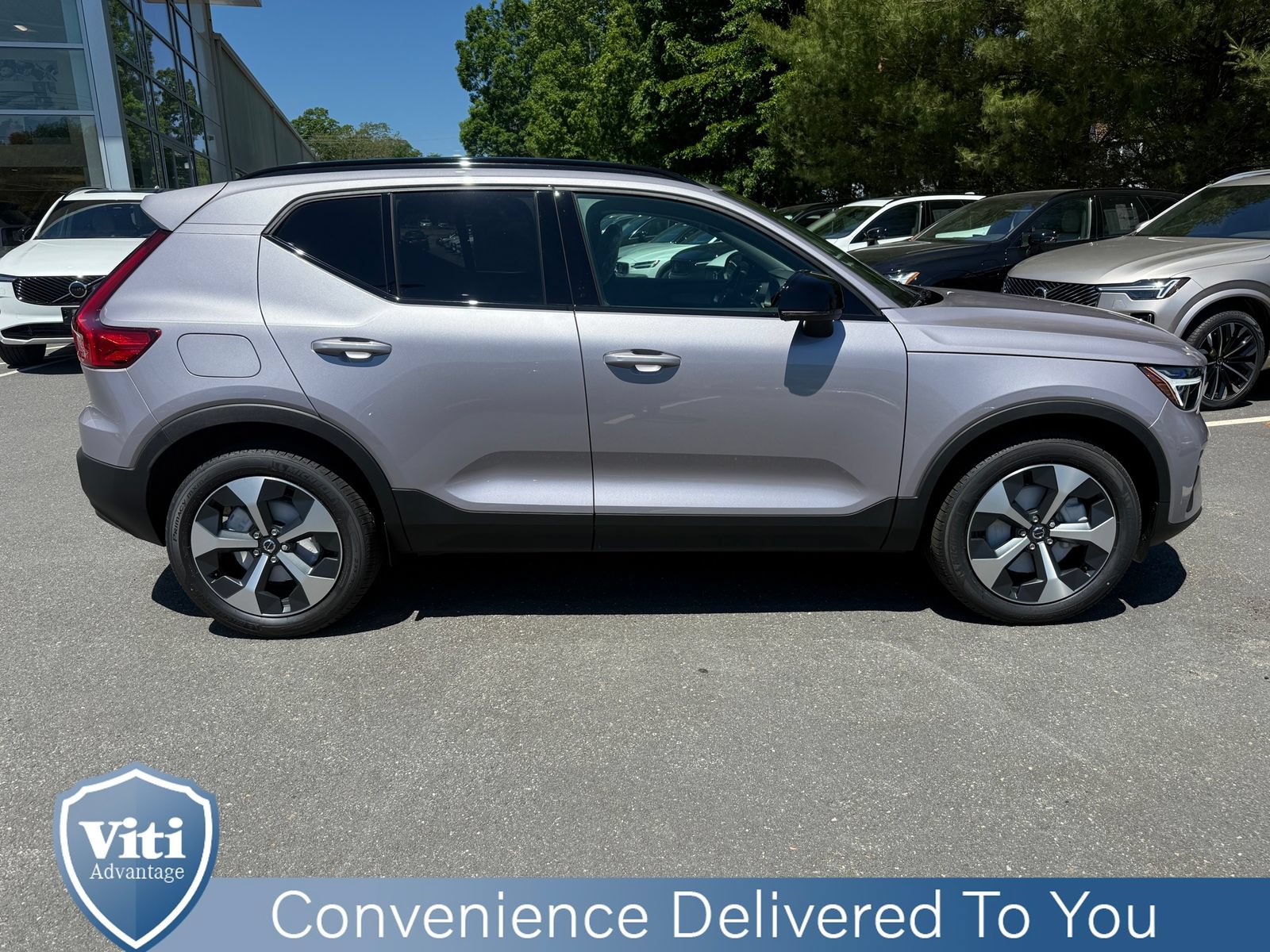 New 2026 Volvo XC40 B5 Core w/ Protection Package Premier AWD/4WD image 9