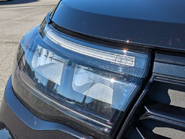 Certified 2025 Ford Explorer ST w/ Sun And Sound Package AWD/4WD image 10