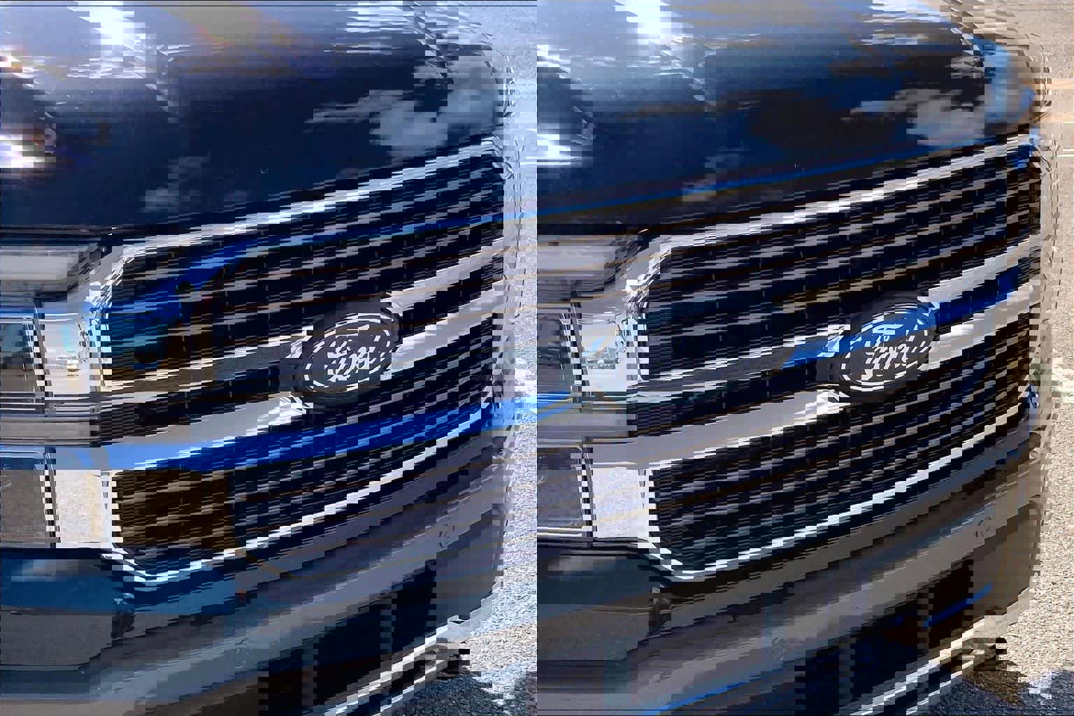 Certified 2025 Ford F150 King Ranch image 29