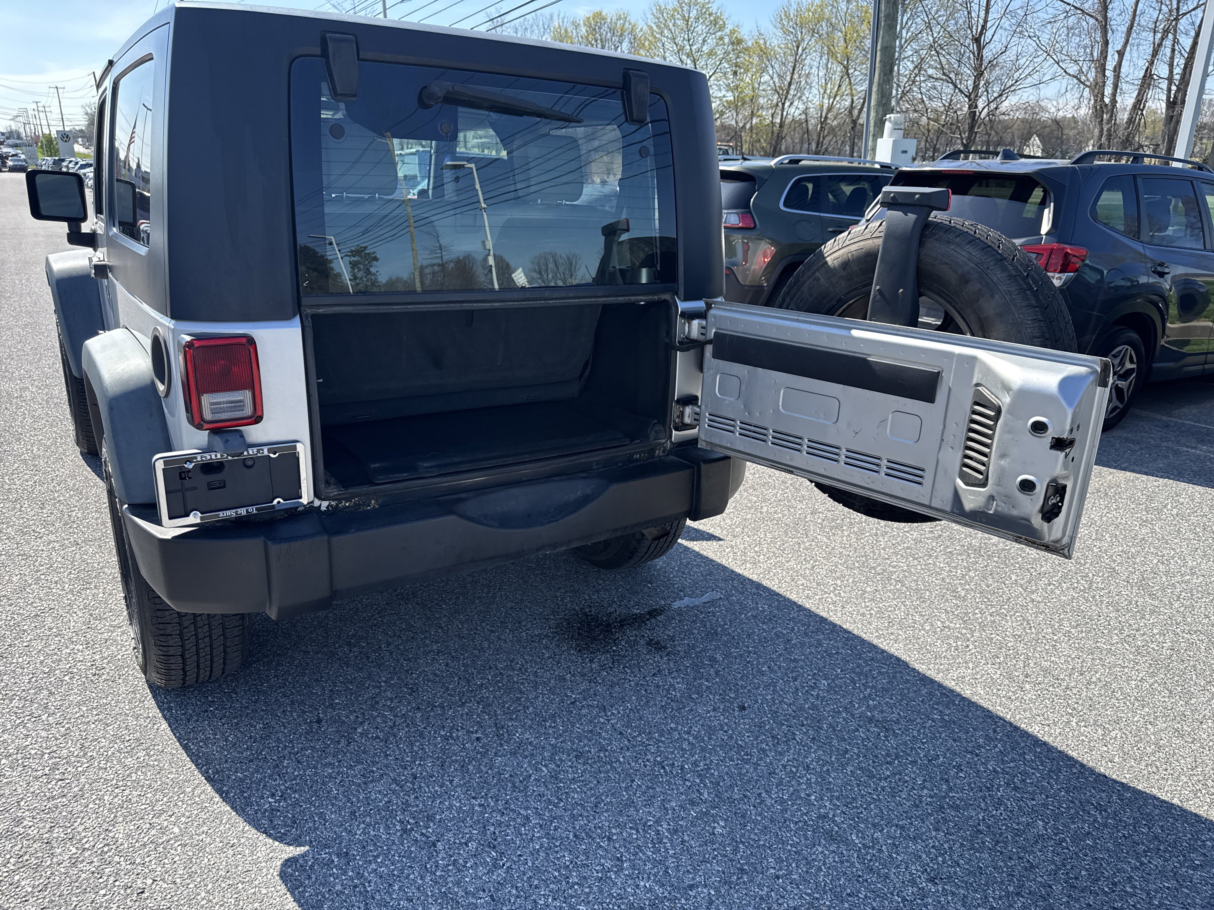 Used 2009 Jeep Wrangler X image 21