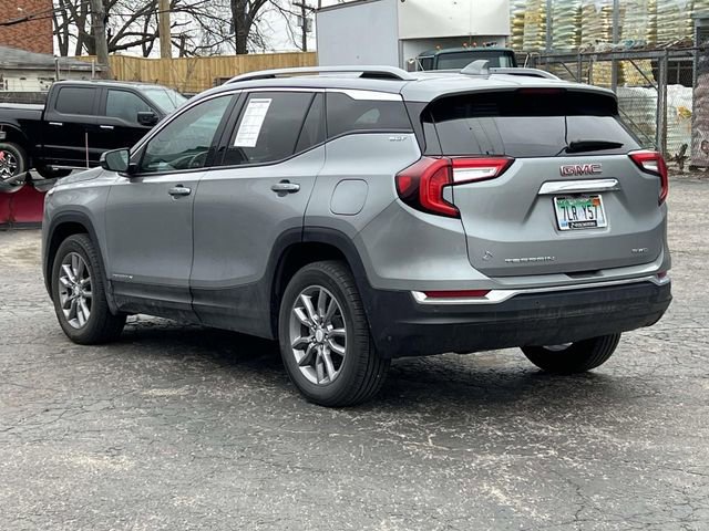 Used 2024 GMC Terrain SLT w/ LPO, Floor Liner Package image 3