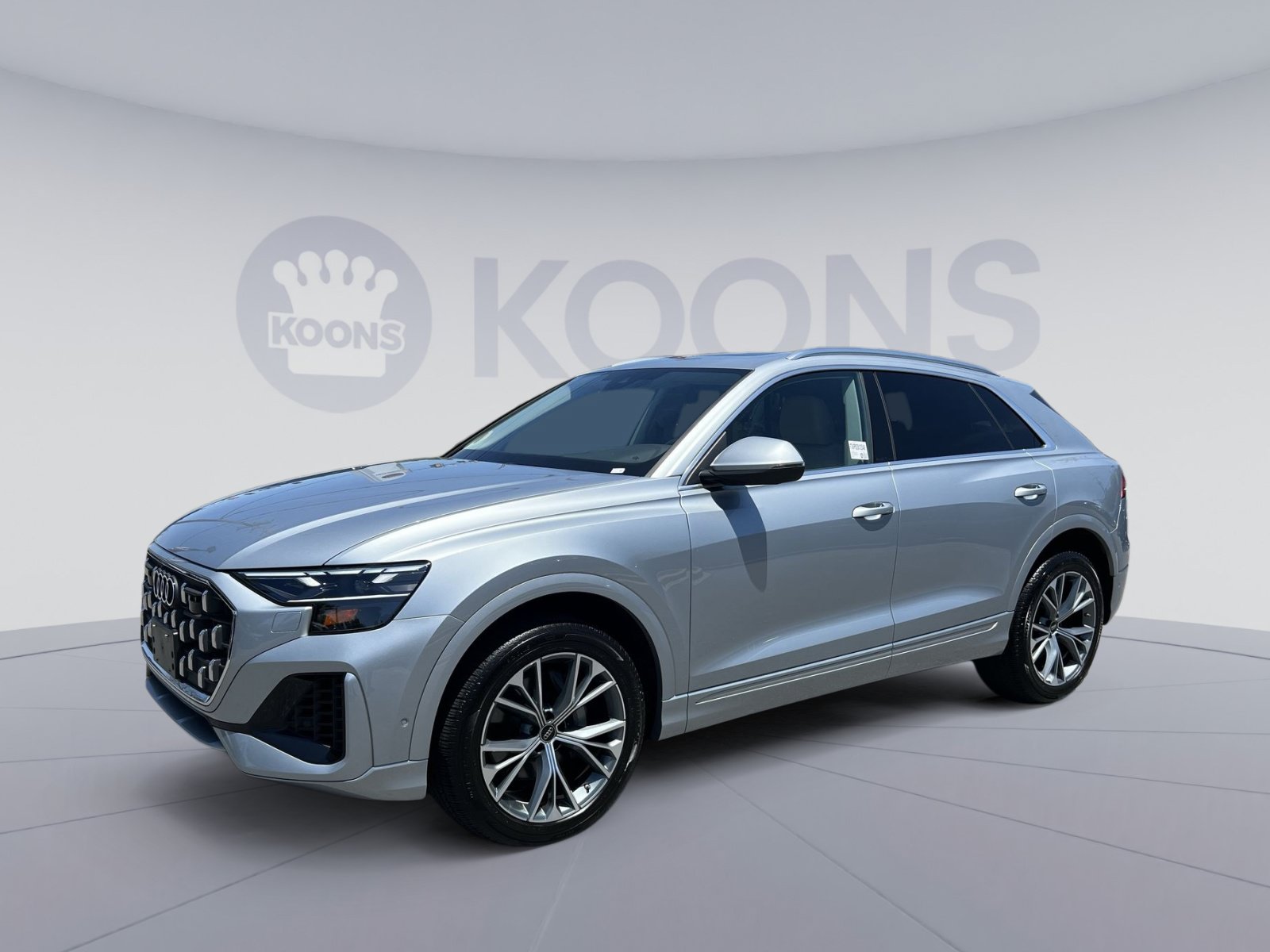 Used 2025 Audi Q8 Premium AWD/4WD image 1