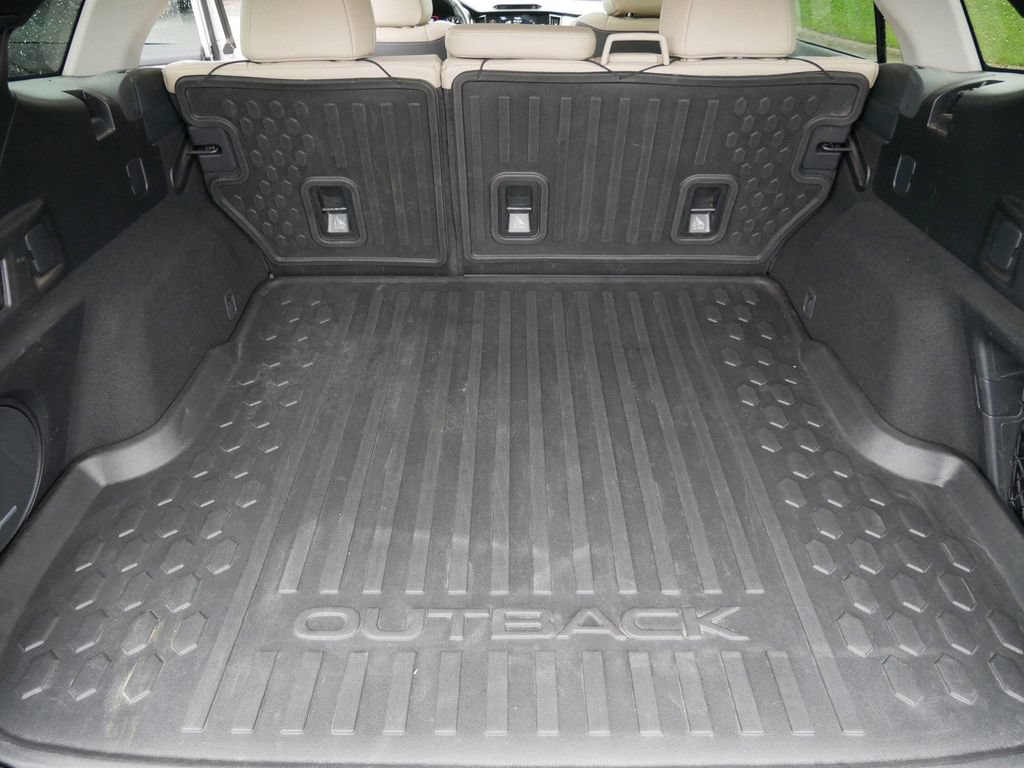 Used 2023 Subaru Outback Limited AWD/4WD image 12