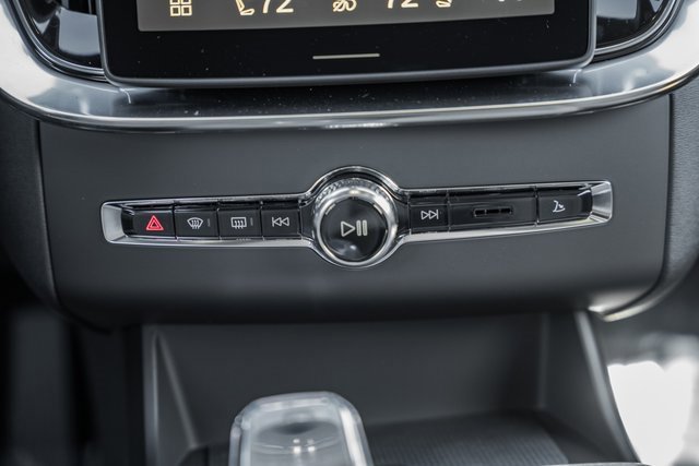 New 2026 Volvo XC90 B5 Plus image 22