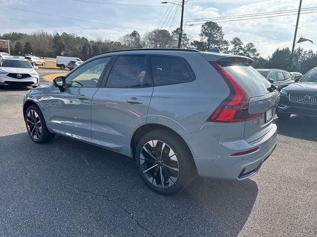 Used 2026 Volvo XC60 B5 Plus w/ Protection Package Premier image 4