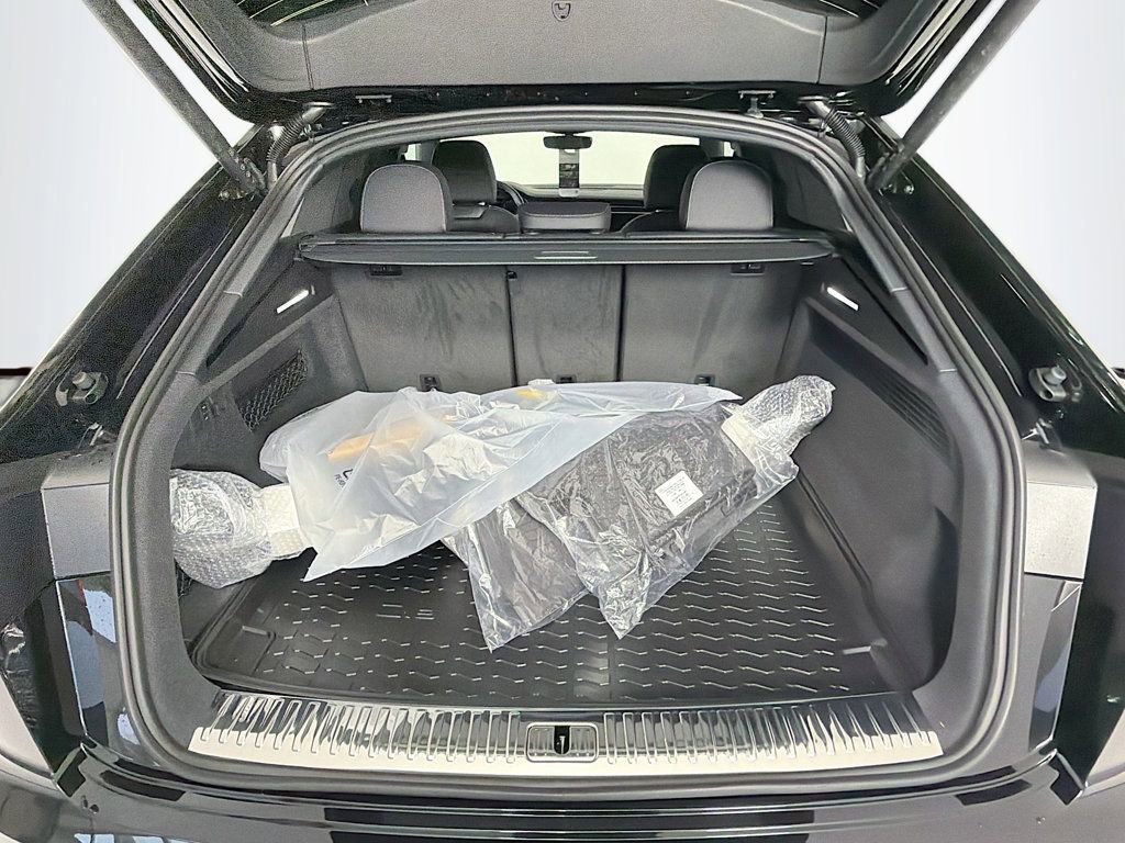 New 2026 Audi Q8 Premium Plus image 29