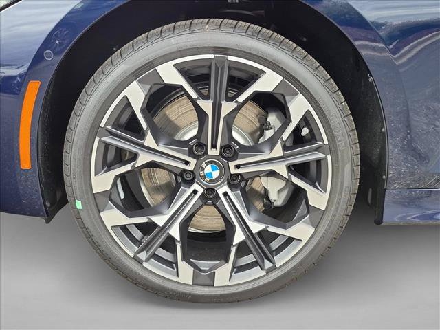 New 2026 BMW 330i xDrive Sedan w/ Premium Package AWD/4WD image 10