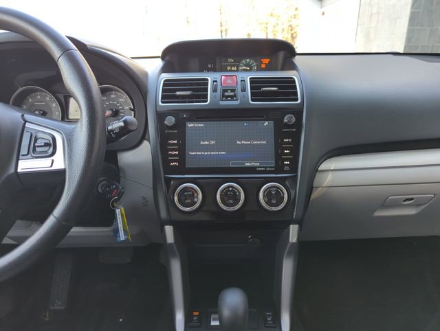 Used 2017 Subaru Forester 2.5i Premium w/ All-Weather Package image 23