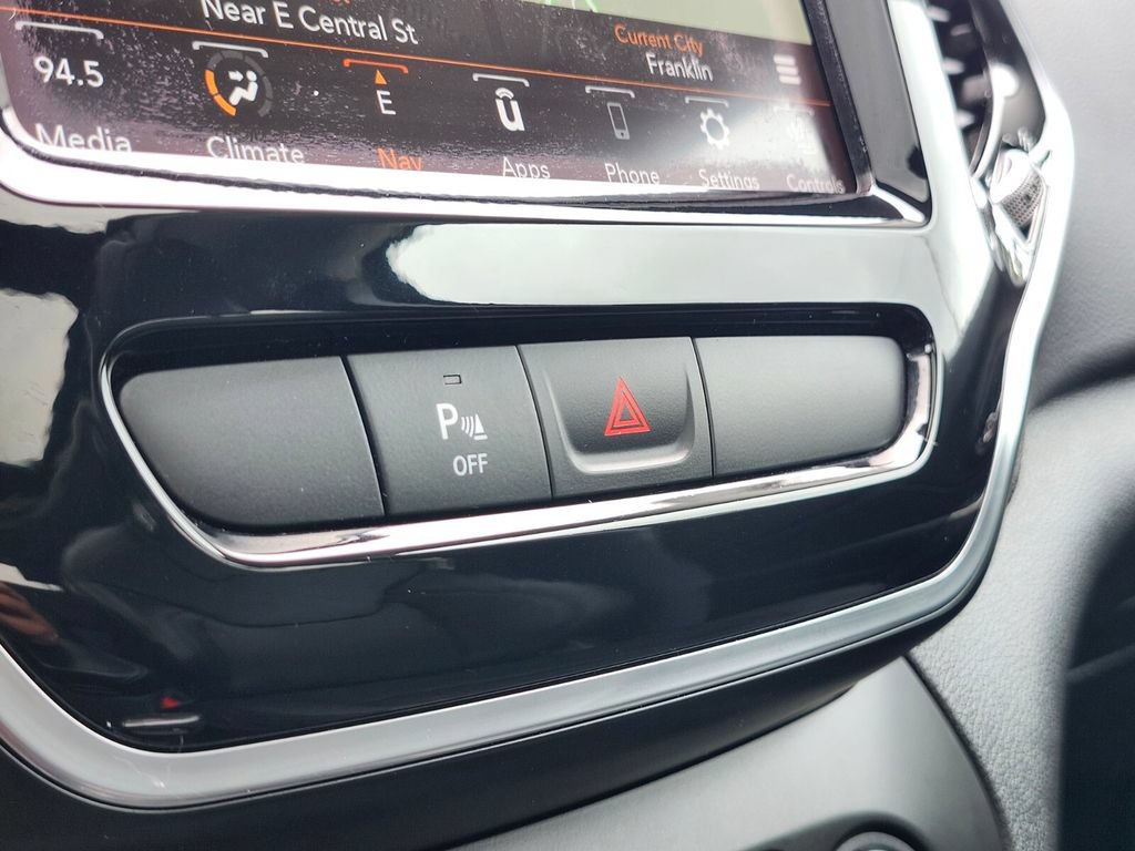Used 2020 Jeep Cherokee Limited AWD/4WD image 26