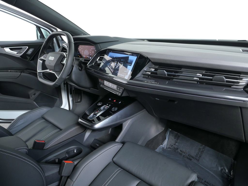 Certified 2025 Audi Q4 e-tron Prestige w/ Sport Package image 20