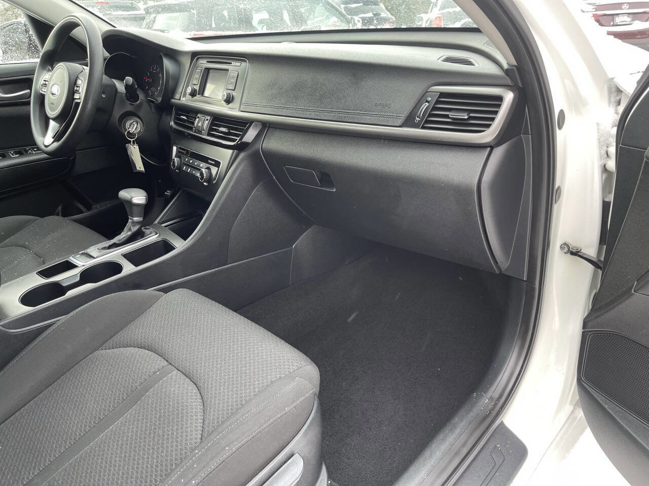 Used 2016 Kia Optima LX image 10