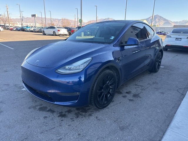 Used 2020 Tesla Model Y Long Range image 3