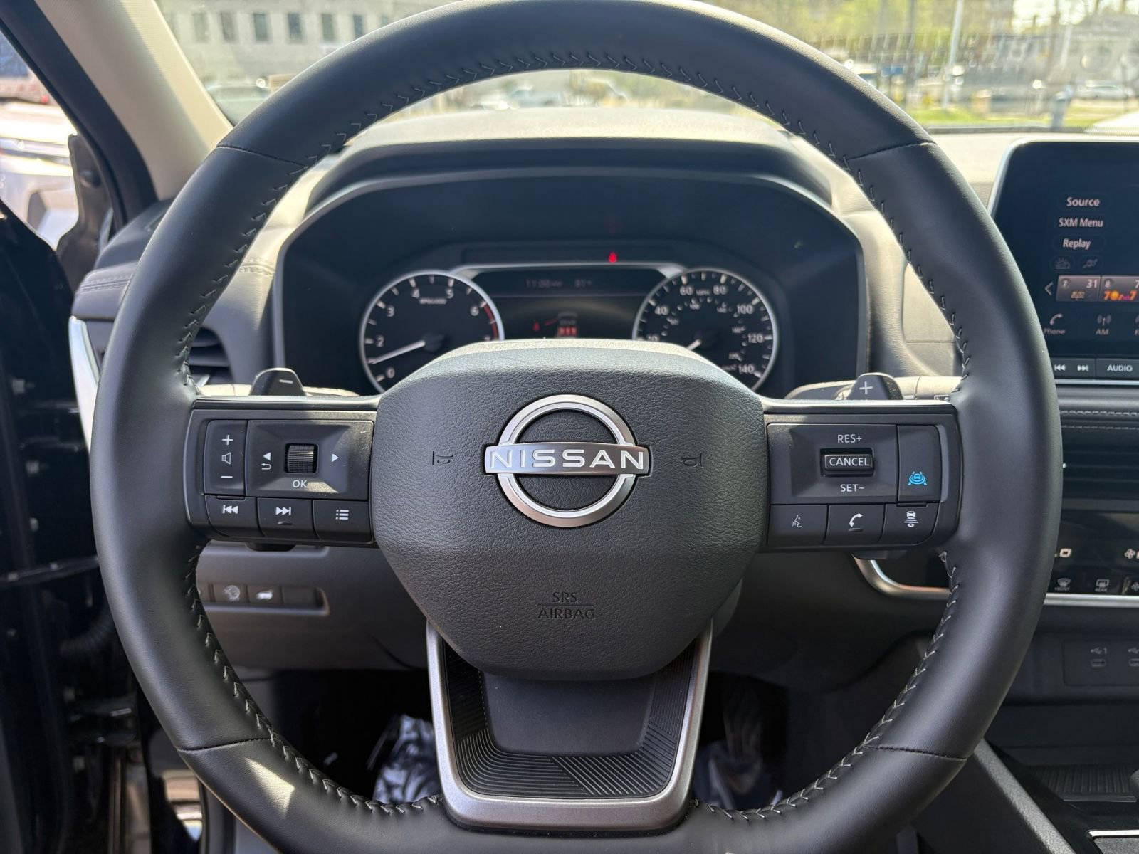 Used 2025 Nissan Rogue SV image 30